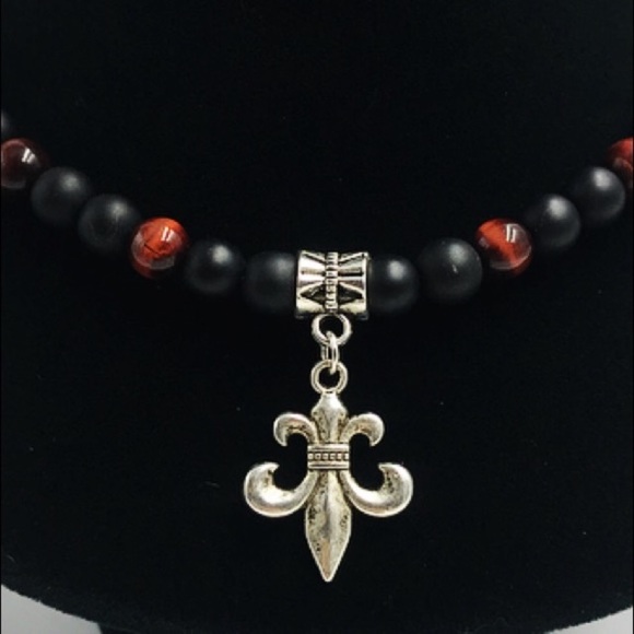Onyx & red tiger eye fleur de lis charm necklace - Picture 3 of 10
